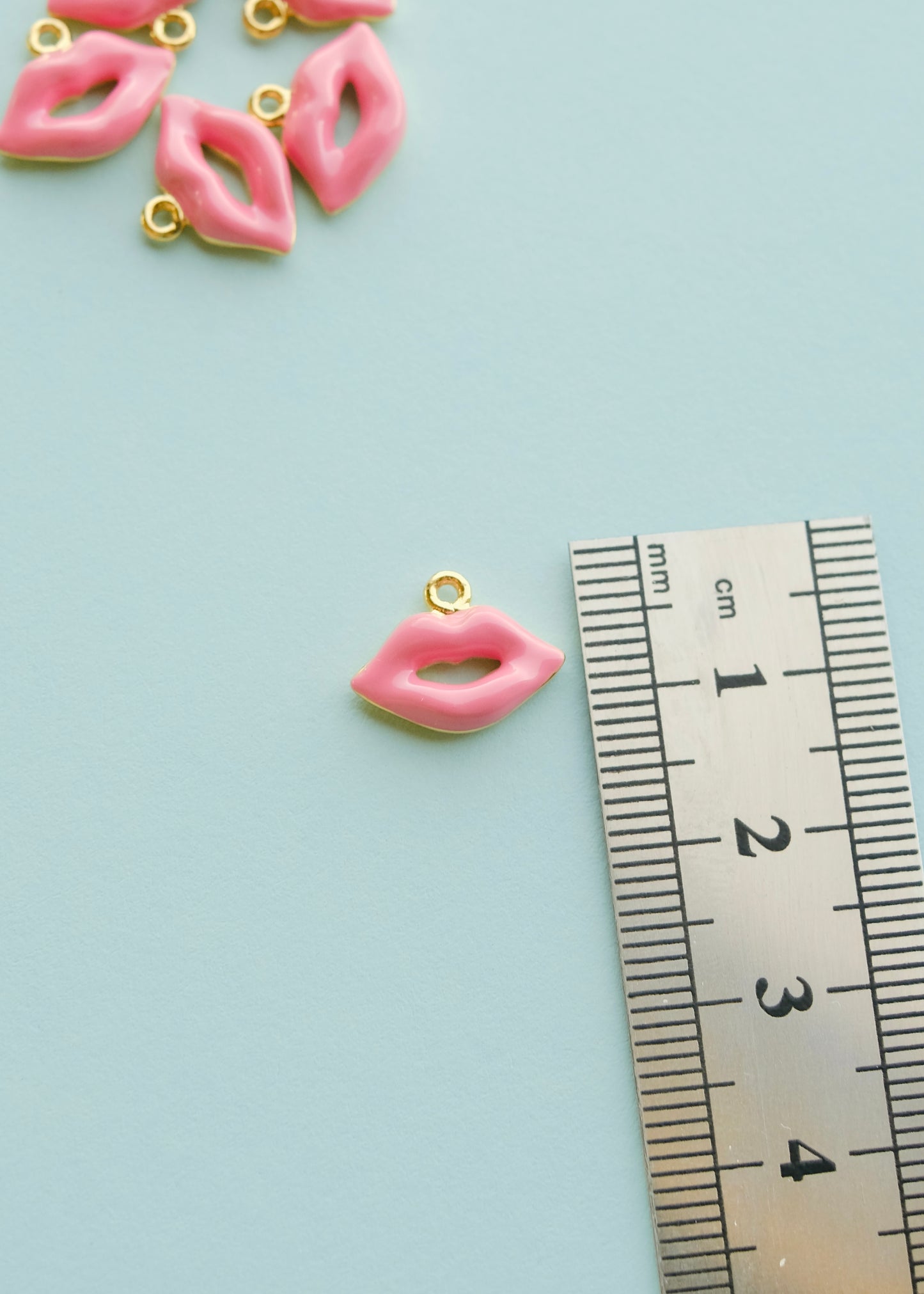 Pink Lip Charms S.H.