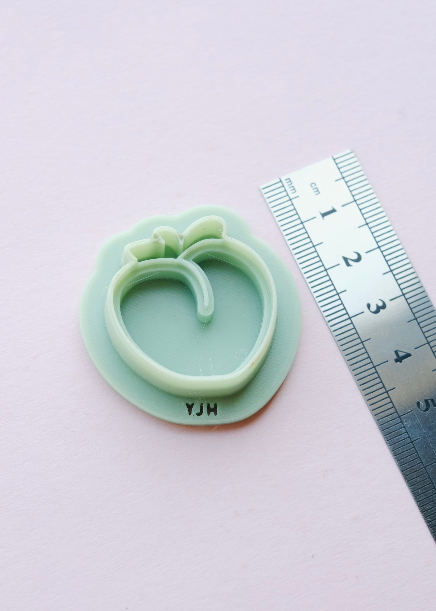 Peach Clay Cutter S.H.