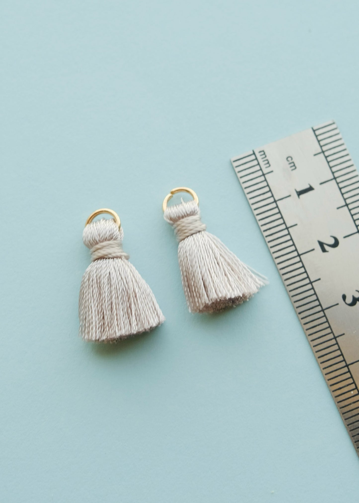 Grey Tassels S.H.