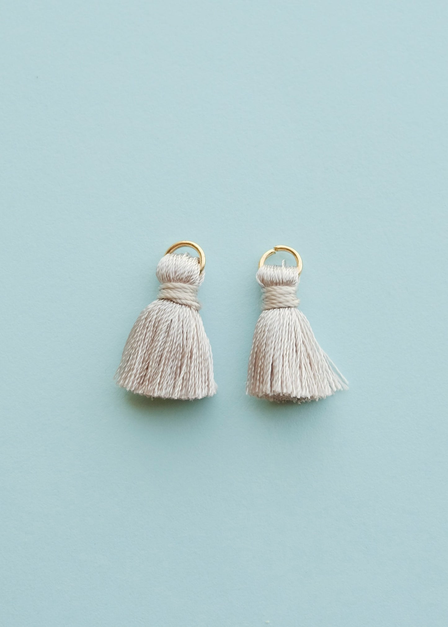 Grey Tassels S.H.