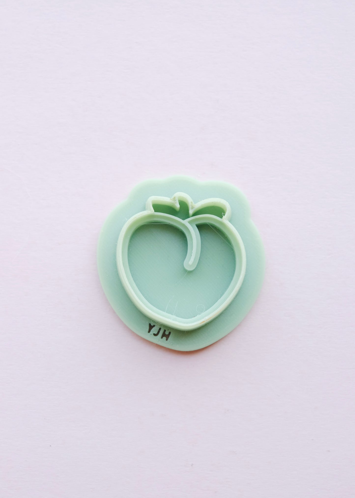 Peach Clay Cutter S.H.