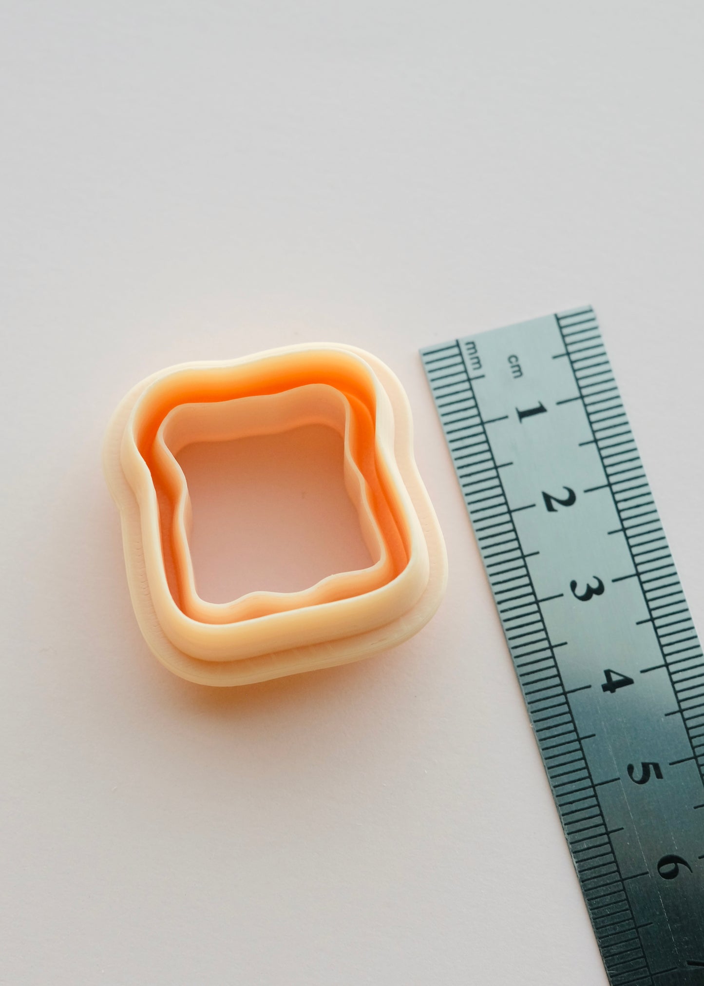 2 pc Toast & Spread Clay Cutters S.H.