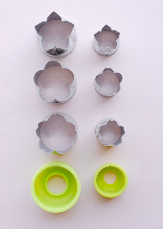 6 pc Flower Clay Cutters S.H.