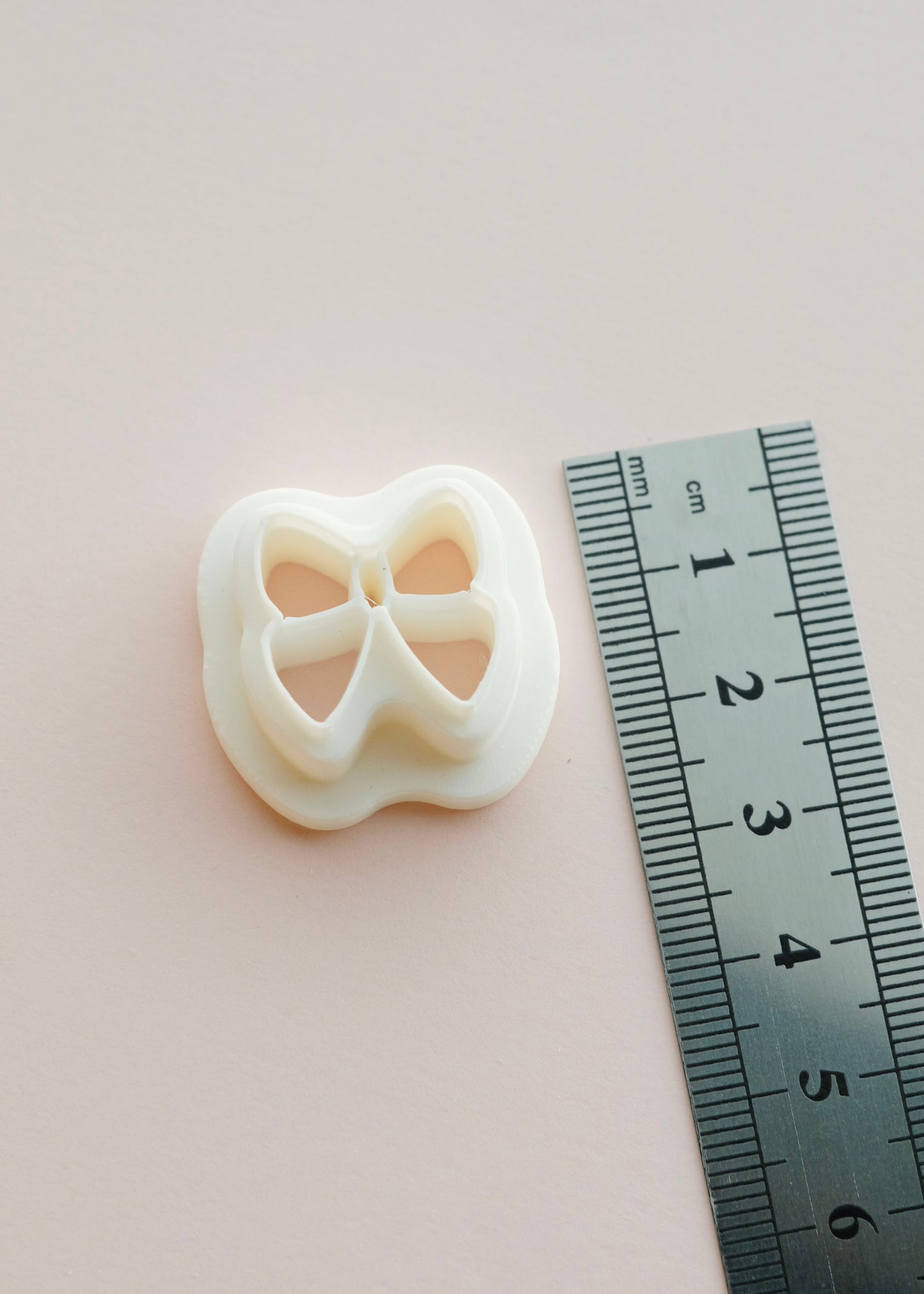 Bow Clay Cutter S.H.