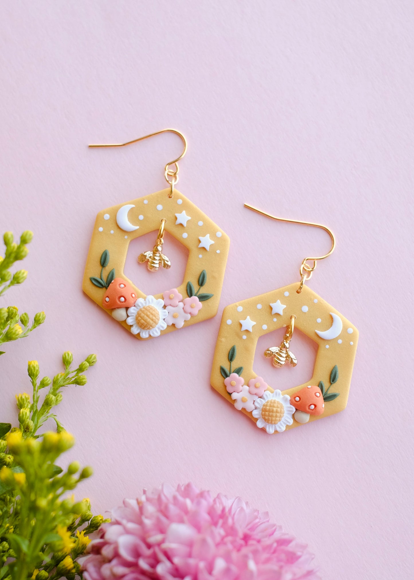 Whimsical Bee Earrings ⋆LOW STOCK⋆